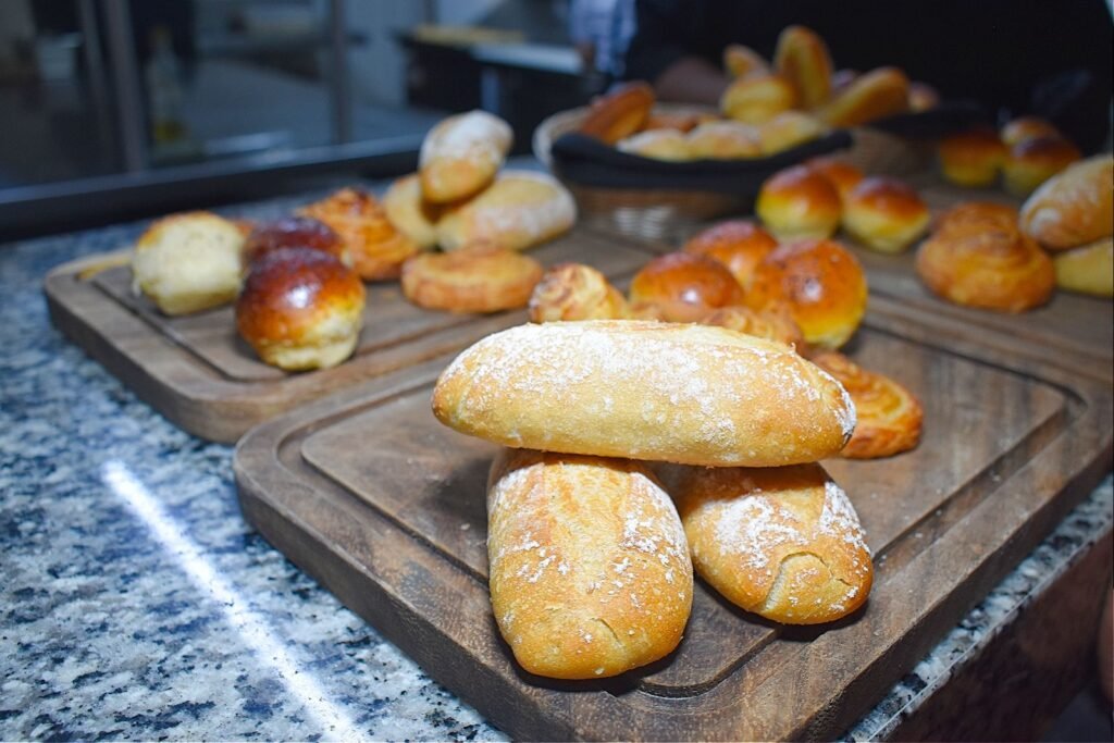 Alexis García: un pastelero con alma de panadero, la sensibilidad hecha oficio 3 pan en casa cayaco