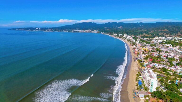 Avanza Bahía de Banderas en el mapeo y protección del acceso libre a sus playas