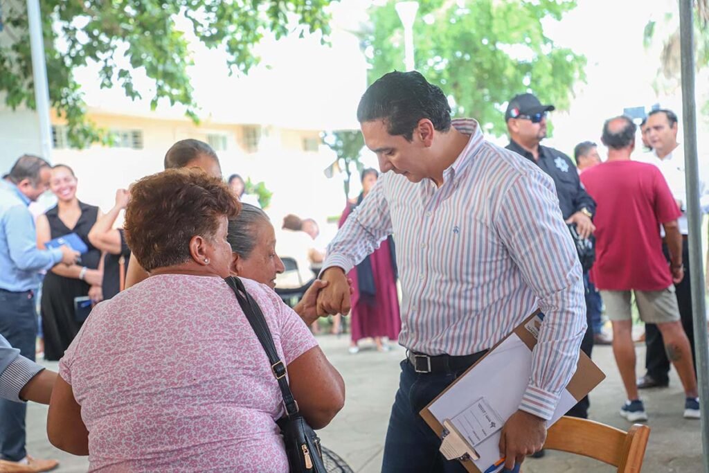 Audiencia ciudadana Valle Dorado fortalece cercanía del gobierno municipal.