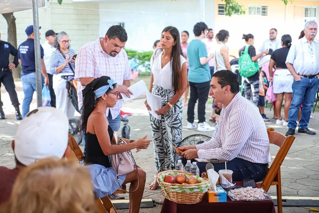 Audiencia ciudadana Valle Dorado fortalece cercanía del gobierno municipal.