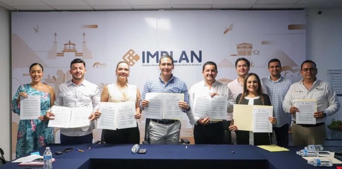 Bahía de Banderas y Fresnillo sellan hermanamiento para desarrollo turístico.