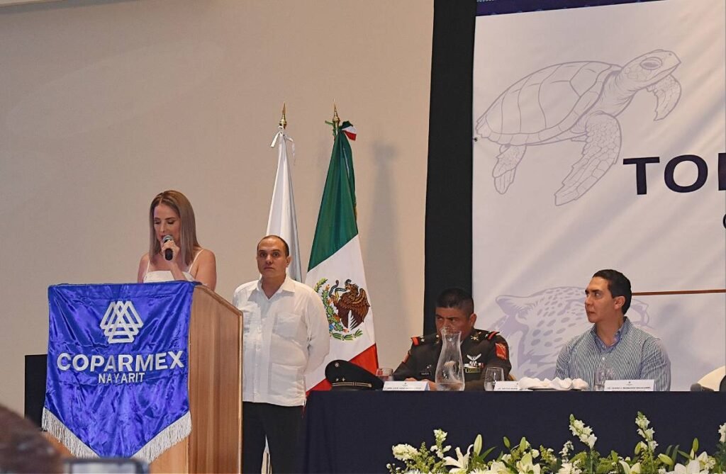 COPARMEX Riviera Nayarit toma compromiso0104
