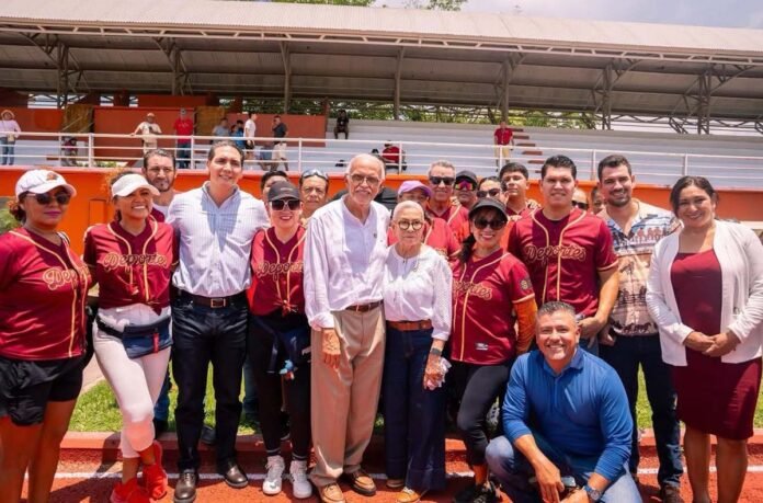 Gobernador y alcalde refuerzan desarrollo en Bahía de Banderas.