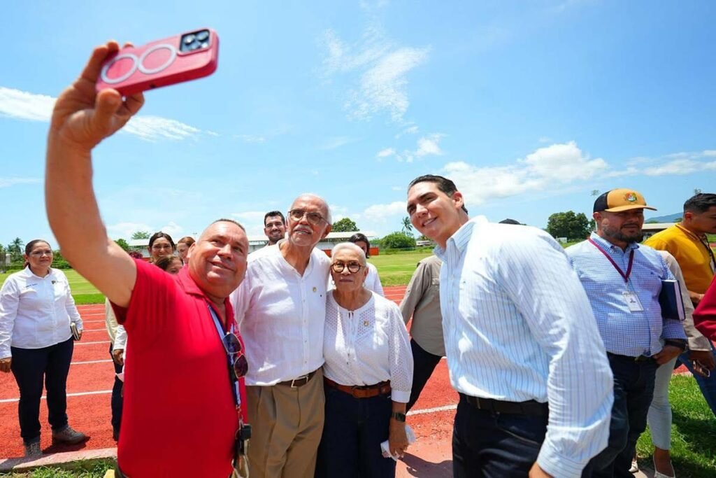 Gobernador y alcalde refuerzan desarrollo en Bahía de Banderas.