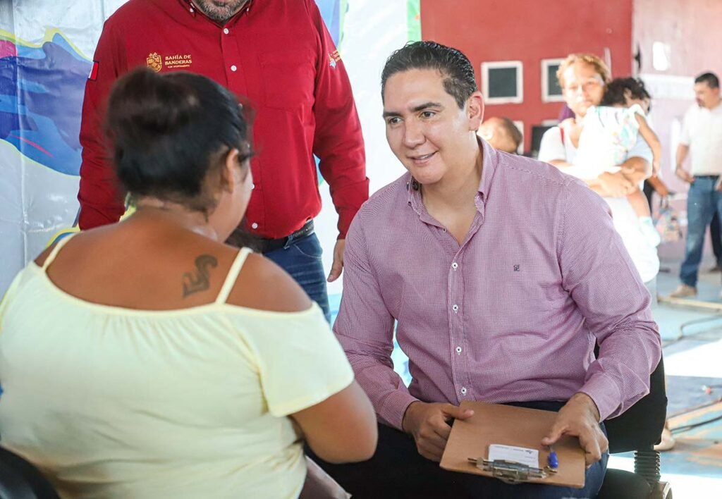 Héctor Santana encabeza Audiencia Ciudadana en San José del Valle.