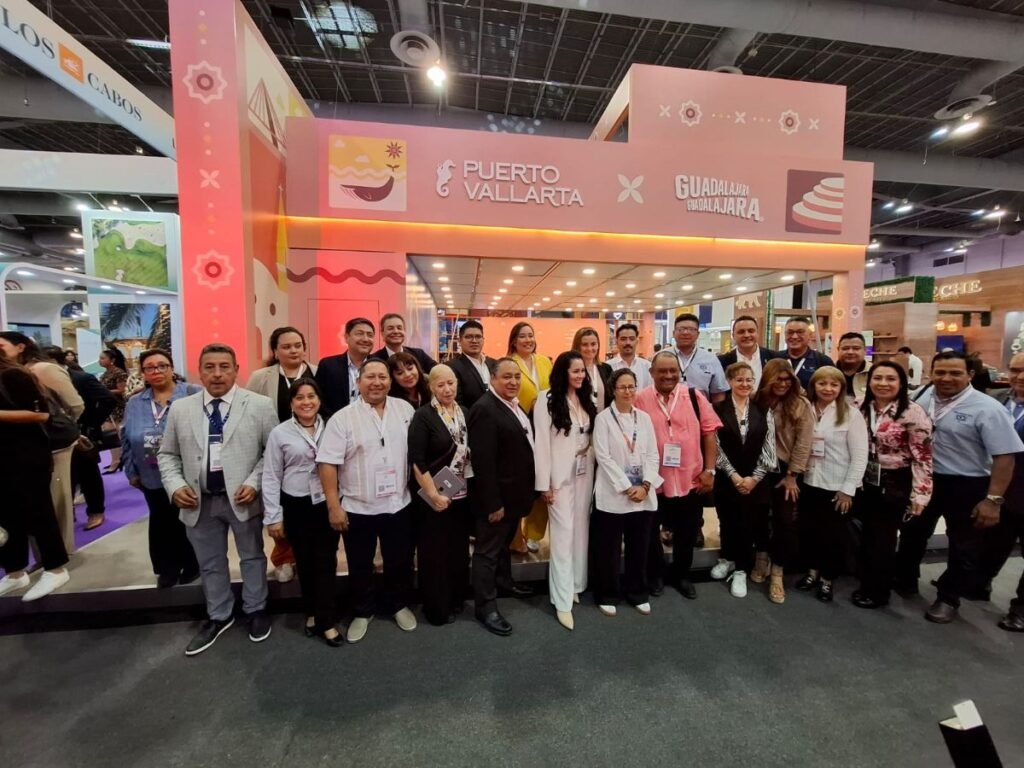 Logra Puerto Vallarta excelente resultados en IBTM Américas 2025 2 La delegación de Puerto Vallarta en el evento IBTM Américas 2025.