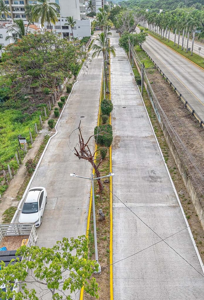 Rehabilitación Avenida Playa Los Picos moderniza Bucerías con inversión histórica.