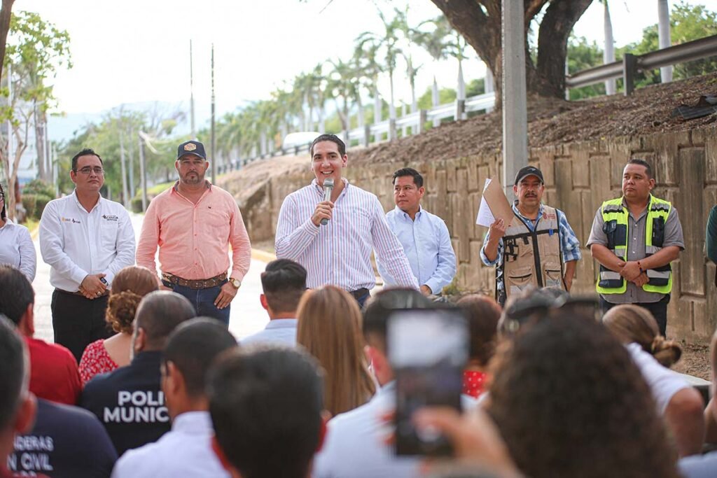 Rehabilitación Avenida Playa Los Picos moderniza Bucerías con inversión histórica.