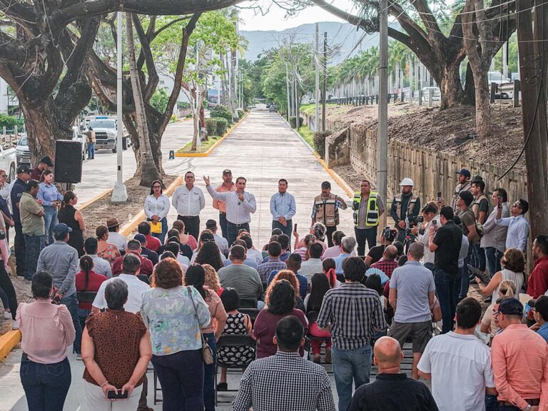 Rehabilitación de Avenida Playa Los Picos moderniza a Bucerías