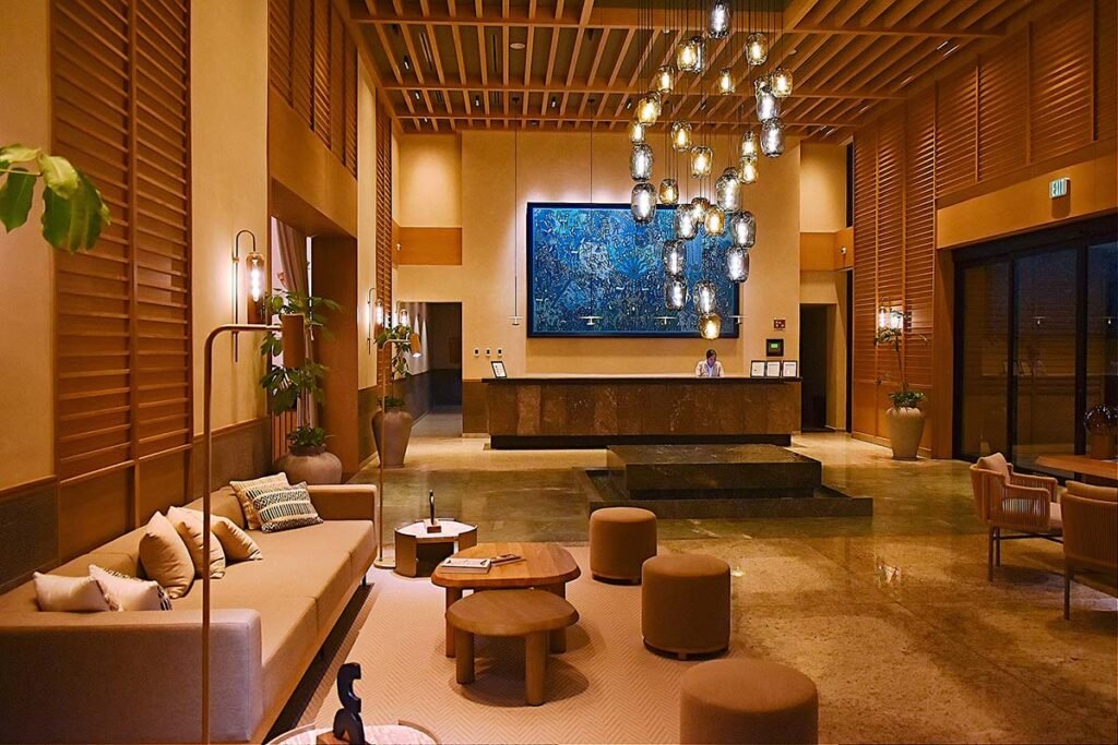 Hotel ÚNICO Riviera Nayarit se estrena con gran evento y apuesta por la alta hospitalidad 4 Área de recepción del hotel Único Riviera Nayarit 20° 105°.