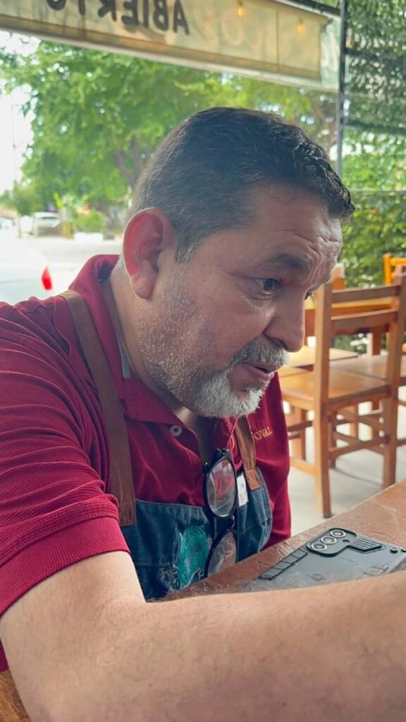 Chef Jerry Sandoval: celebra 40 años en la cocina con El Timón “Antojería del Mar” 2 chef jerry sandoval