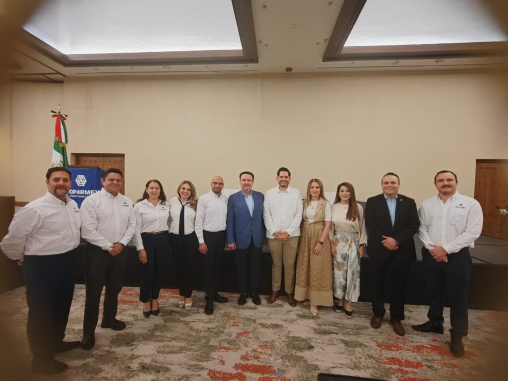 Francisco Vizcaíno: retos, planes y visión hacia el futuro en Coparmex Puerto Vallarta 1 Coparmex Puerto Vallarta 2