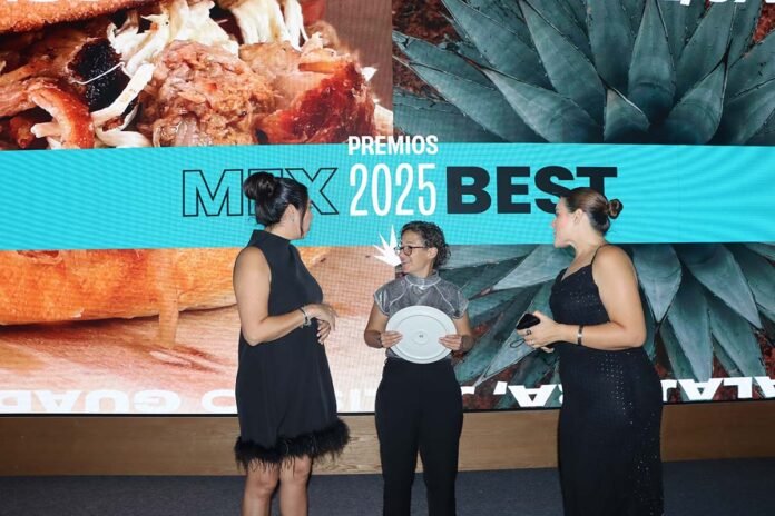 Jalisco recibe cinco galardones en los Premios MexBest 2025.