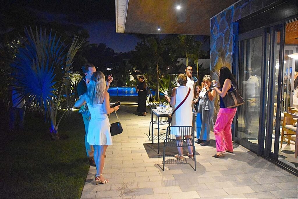 Vallarta Listings Magazine lanza su primera edición en Riviera Nayarit 4 Vallarta Listings0068