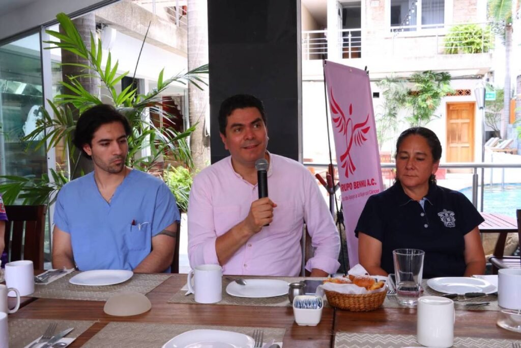Fashion Pink Care 2025: Pasarela solidaria en apoyo a mujeres sobrevivientes de cáncer 1 rueda de prensa grupo bennu vallarta 1