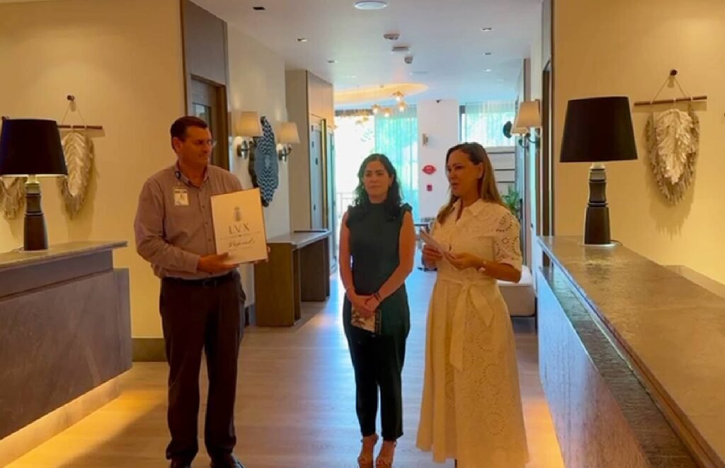 BON Park Hotel de VidantaWorld ya es Preferred Hotels & Resorts 1 Preferred Hotels & Resorts entregó a BON Park Hotel, ubicado en VidantaWorld Nuevo Vallarta, la placa que lo acredita oficialmente como nuevo integrante de su red global de hoteles independientes.