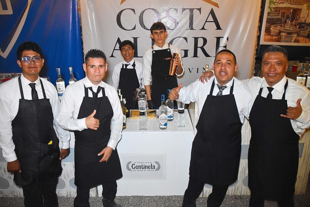 Makai eleva el estilo de vida en Versalles Puerto Vallarta 9 Makai eleva el estilo de vida en Versalles Puerto Vallarta.