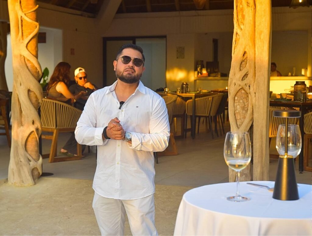 The Wine Wave celebra su 1er aniversario y consolida su presencia en Puerto Vallarta y Riviera Nayarit 2 Oliver Castillo The Wine Wave 2