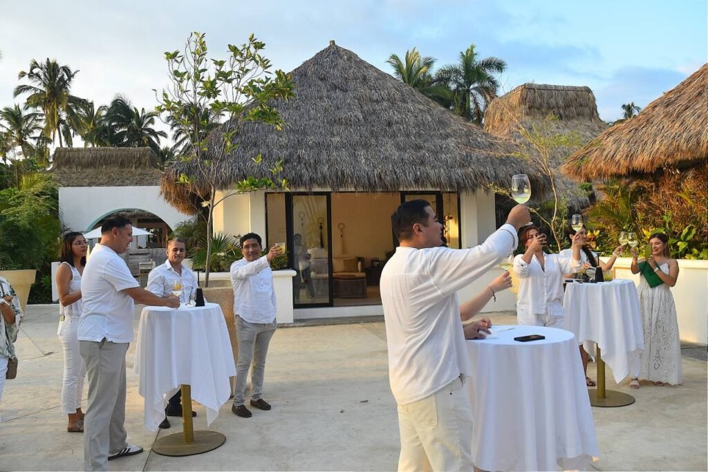 The Wine Wave celebra su 1er aniversario y consolida su presencia en Puerto Vallarta y Riviera Nayarit 4 The Wine Wave Aniversario 4