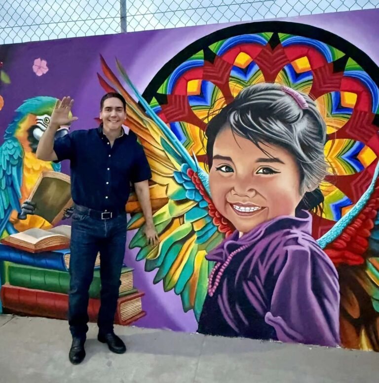 Murales urbanos transforman La Misión en Bahía de Banderas