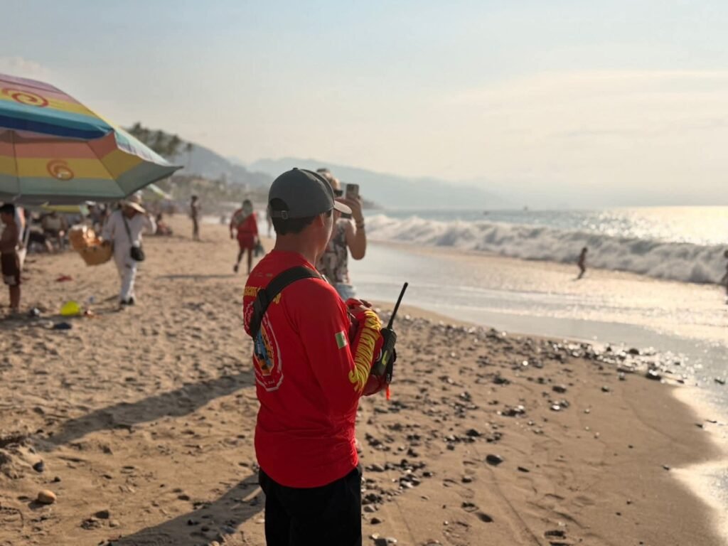 Operativo Guadalupe Reyes refuerza seguridad en Puerto Vallarta.