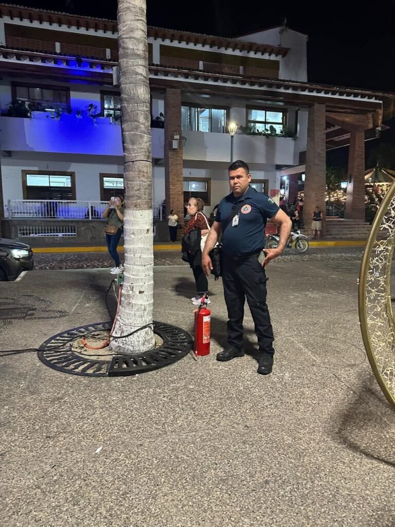 Operativo Guadalupe Reyes refuerza seguridad en Puerto Vallarta.