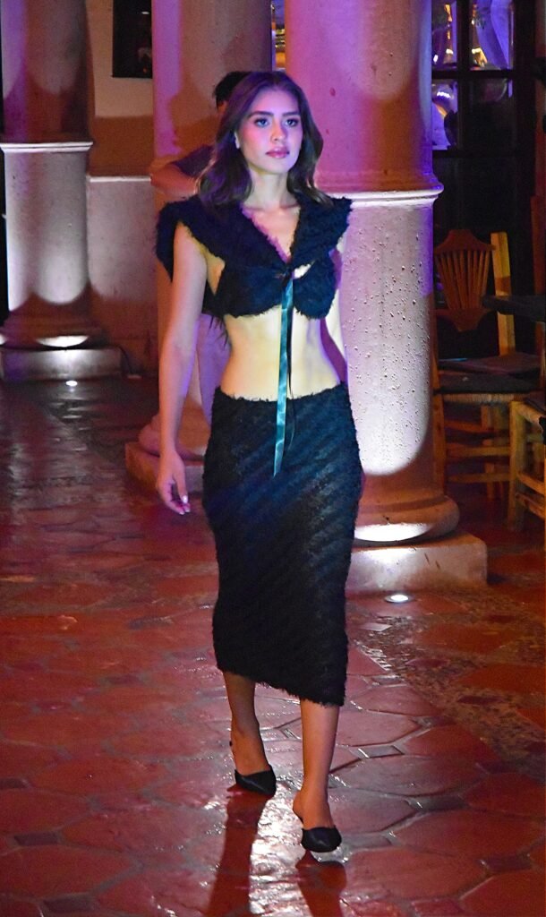 Pasarela Ayudame a Ayudar0171