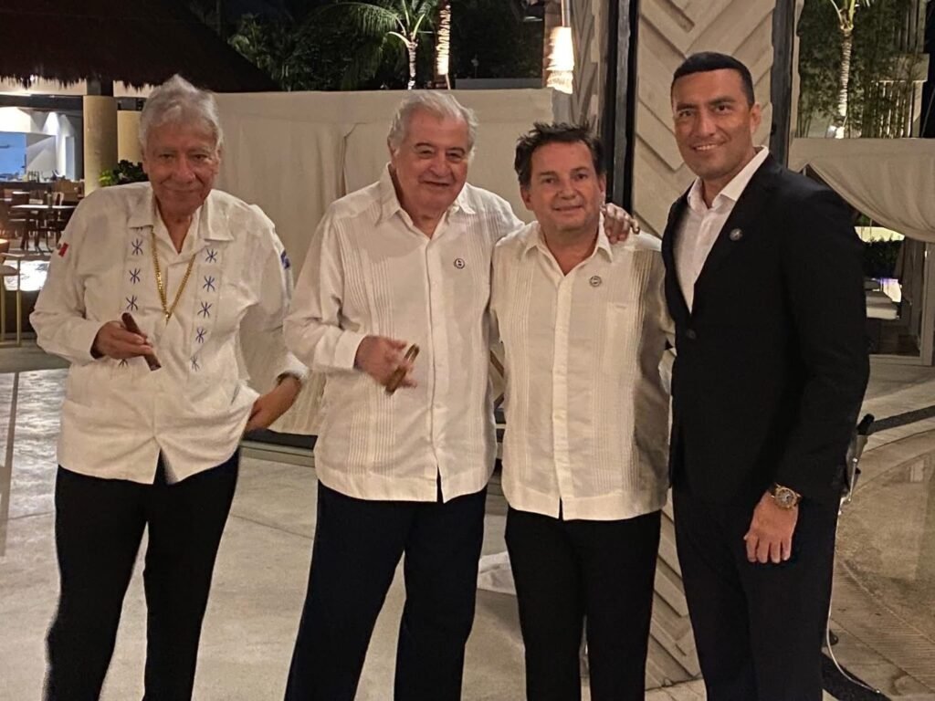 Skål Puerto Vallarta - Riviera Nayarit.