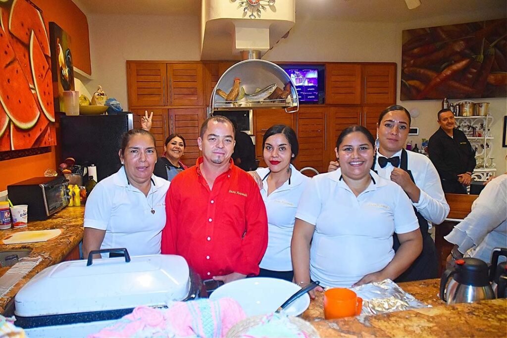 Fundación Yvonneka transforma vidas caninas y conciencia social en Puerto Vallarta 20 Yvonneka Foundation Event 2025.