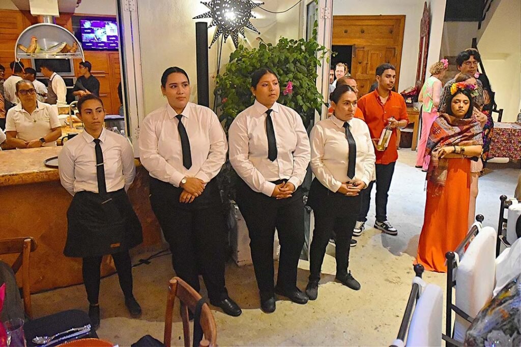 Fundación Yvonneka transforma vidas caninas y conciencia social en Puerto Vallarta 11 Yvonneka Foundation Event 2025.