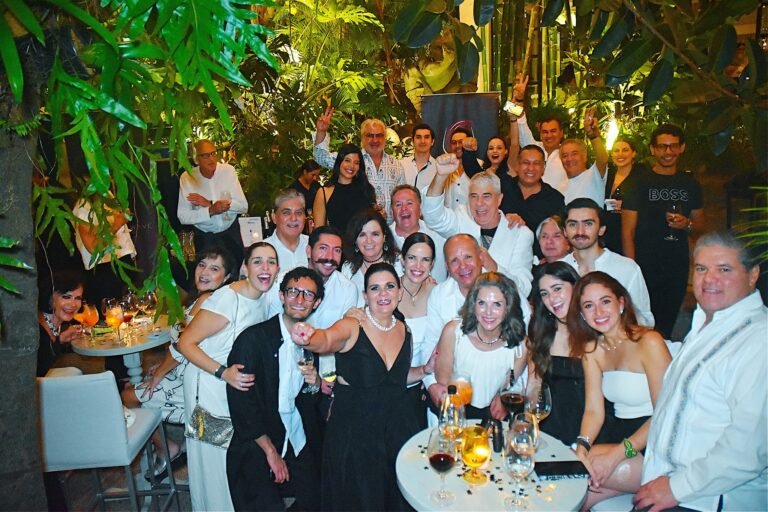 Café des Artistes by Thierry Blouet: 35 años de arte, sabor e historias