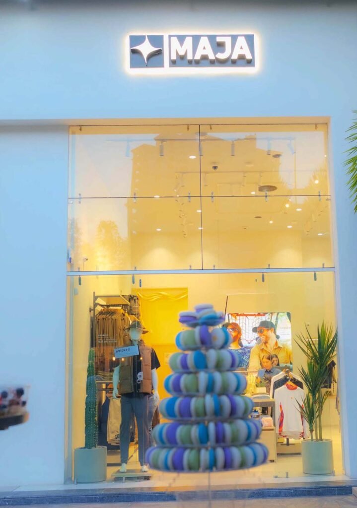 MAJA Sportswear aterriza en La Isla: estilo outdoor mexicano con sello de lujo y motor deportivo.