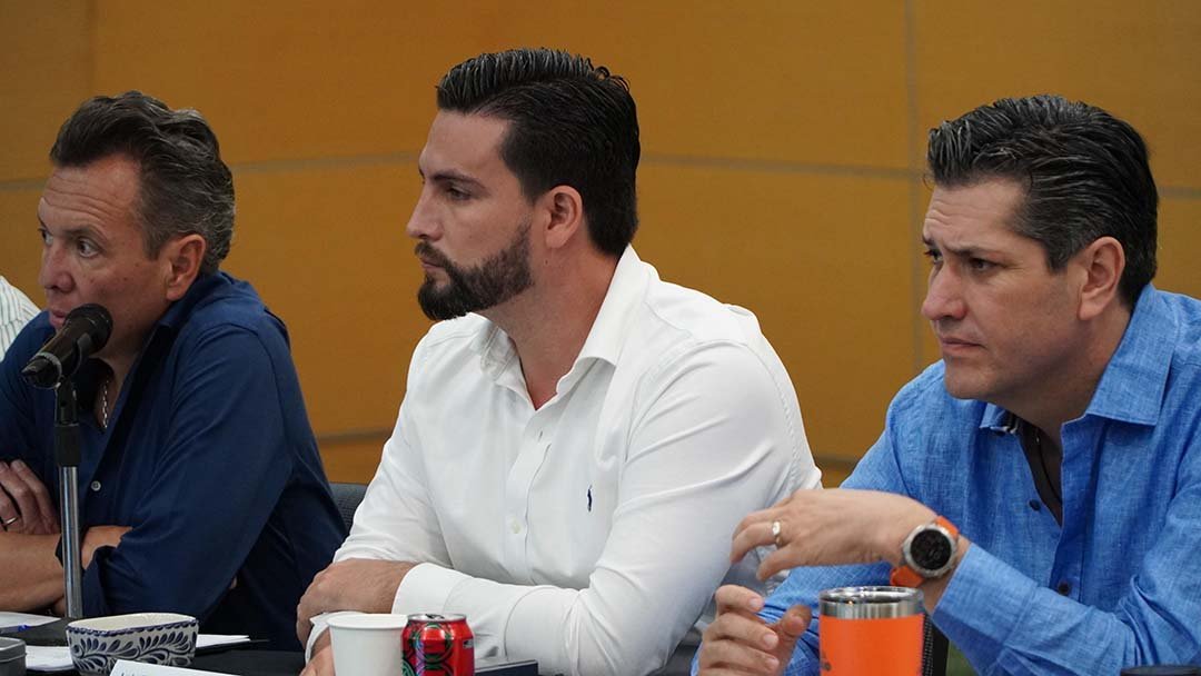 Seguridad y reactivación económica impulsan turismo Puerto Vallarta 1 Reunión de seguridad y reactivación económica impulsan turismo Puerto Vallarta.