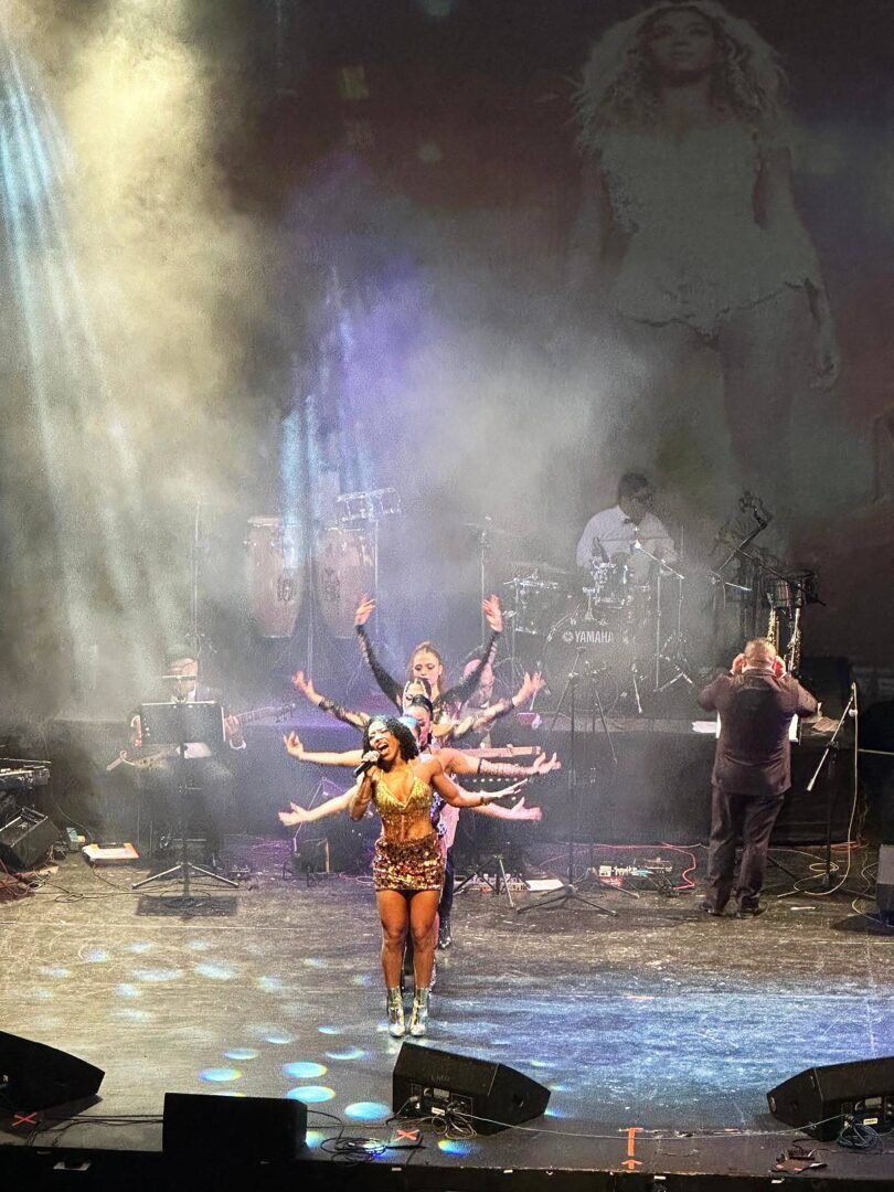 Big Band y Reggae Classics Tash