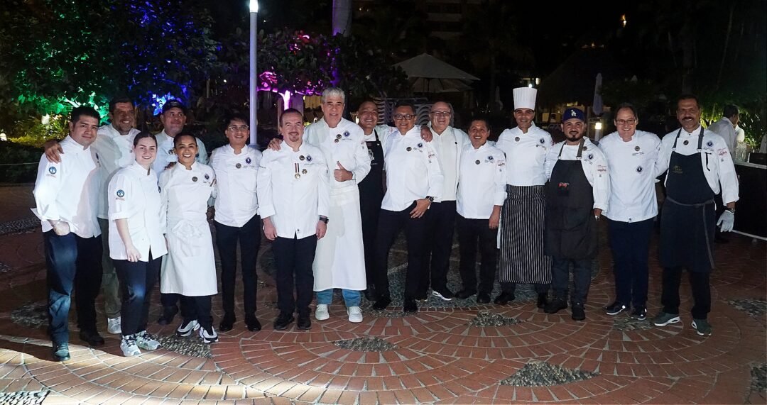 Chefs integrantes de Vatel Club Puerto Vallarta-Riviera Nayarit.