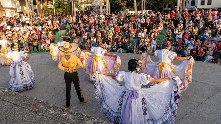Certamen Reina Adultos Mayores DIF Vallarta en FESTVA