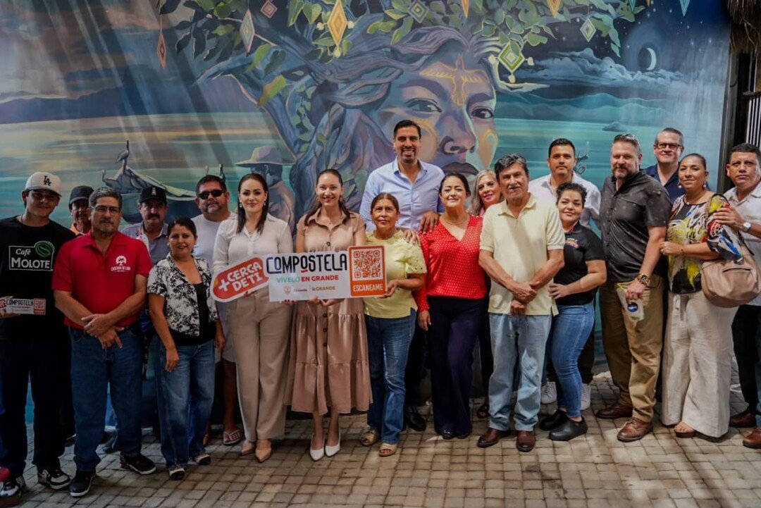 Gustavo Ayón, encabezó la presentación acompañado por hoteleros, restauranteros, cooperativas pesqueras y prestadores de servicios turísticos del municipio.