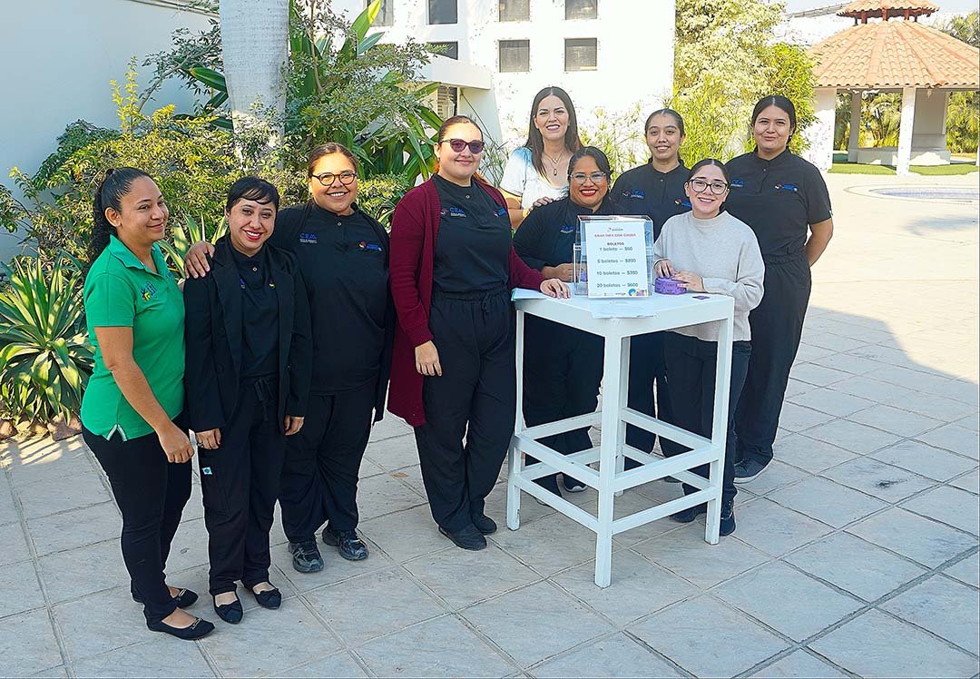 Personal de la Fundación Andrea 321.