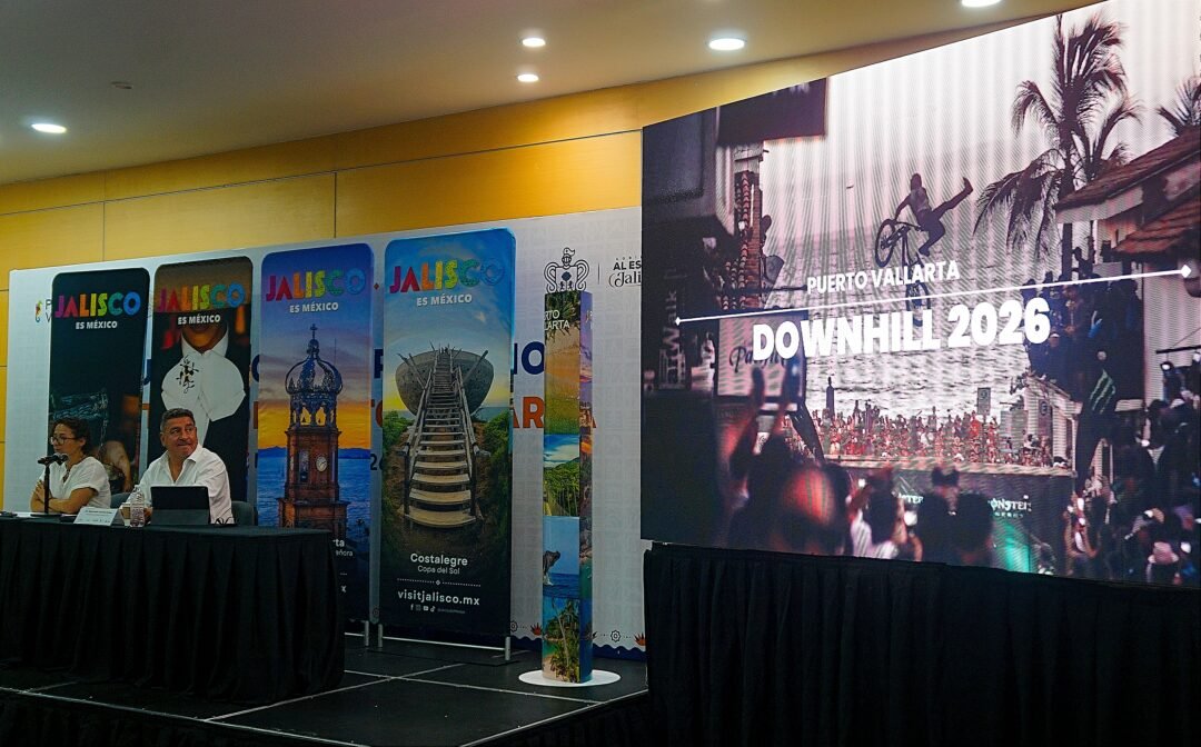 Presentan eventos en Puerto Vallarta.