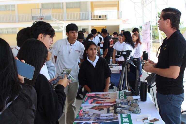 Expo Feria Universidades impulsa futuro UTBB