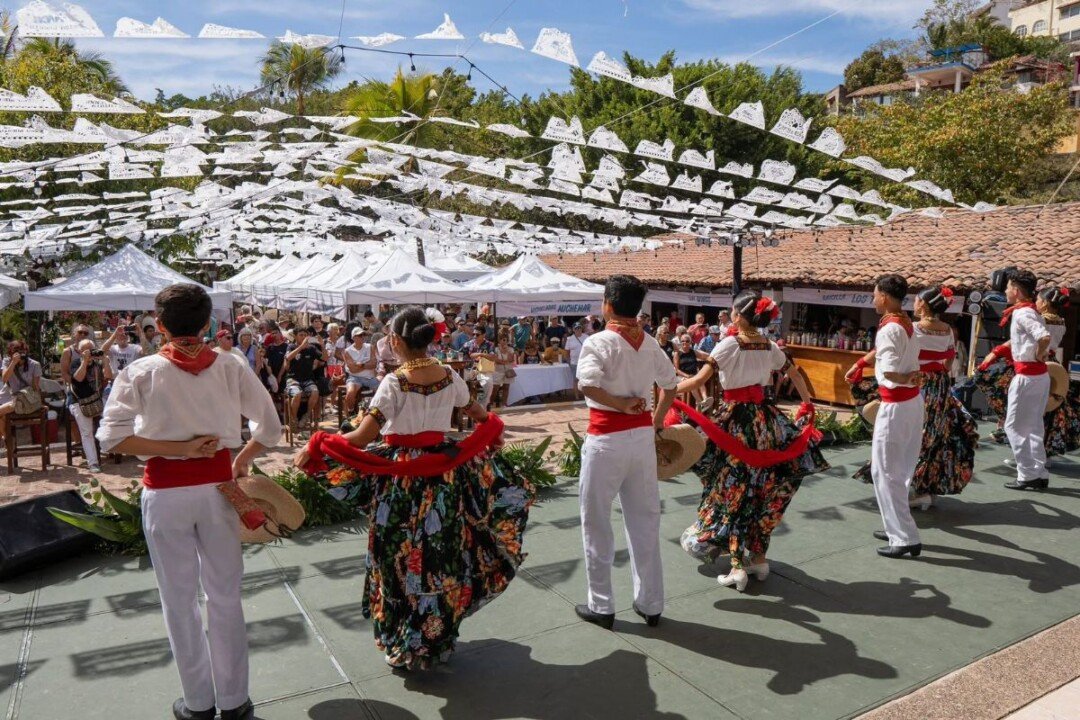 Inicia temporada de Grandes Eventos en Puerto Vallarta 2 Festival de Raicilla Damajuana