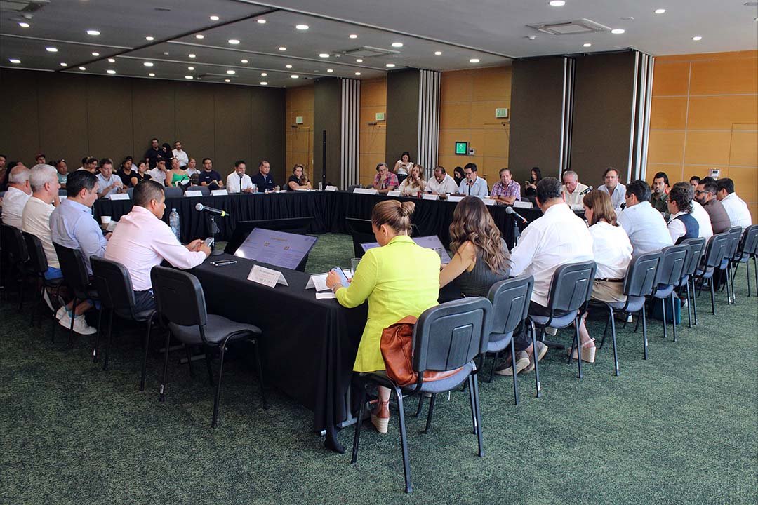 los tres niveles de gobierno y representantes del sector privado reforzaron acciones conjuntas enfocadas al turismo empresarial Puerto Vallarta.