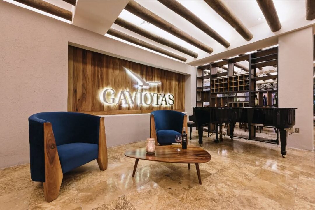 restaurante gaviotas del hotel sheraton 5