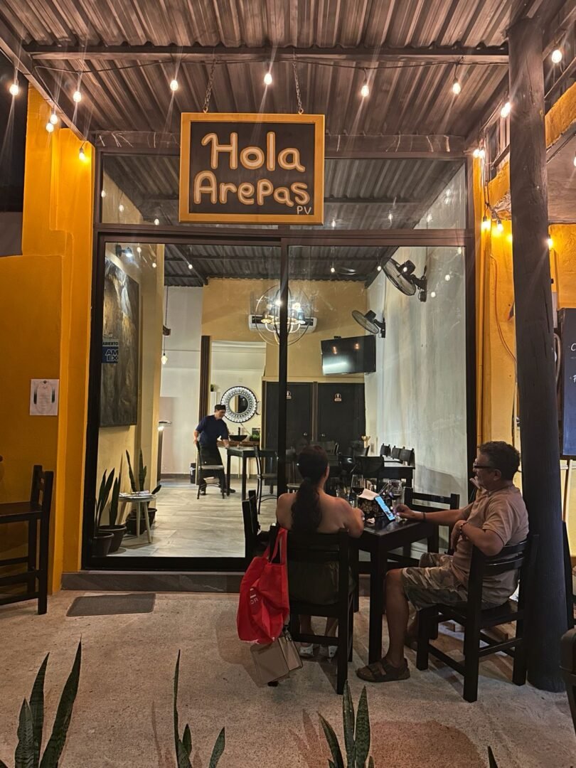Hola Arepas PV