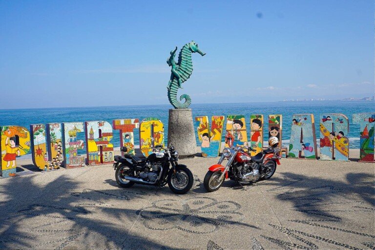 Distinguished Gentleman’s Ride reúne a 45 motociclistas en Puerto Vallarta