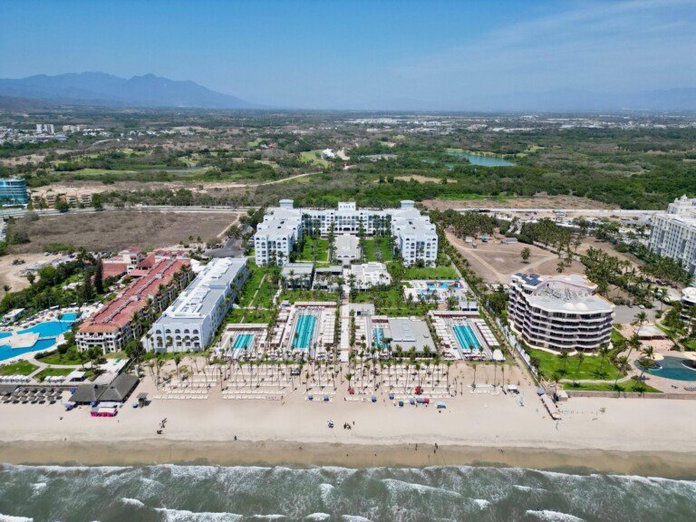 RIU invierte 120 millones de dólares y relanza hotel en Nuevo Nayarit