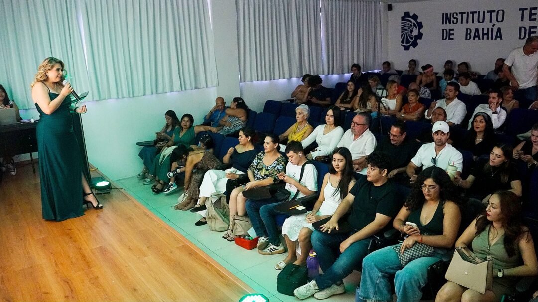 Tere Yáñez, coach internacional, creadora de la certificación Oratoria Consciente.