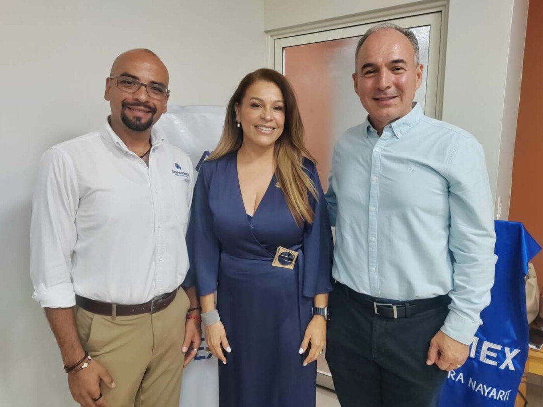 Las empresas que trascienden son las que saben evolucionar: COPARMEX Delegación Riviera Nayarit 4 Francisco Vizacaino Presidente de COPARMEX Puerto Vallarta Jorge Garcia de Alba empresario Arq. Martha Guerrero presidenta de COPARMEX Delegacion Riviera Nayarit