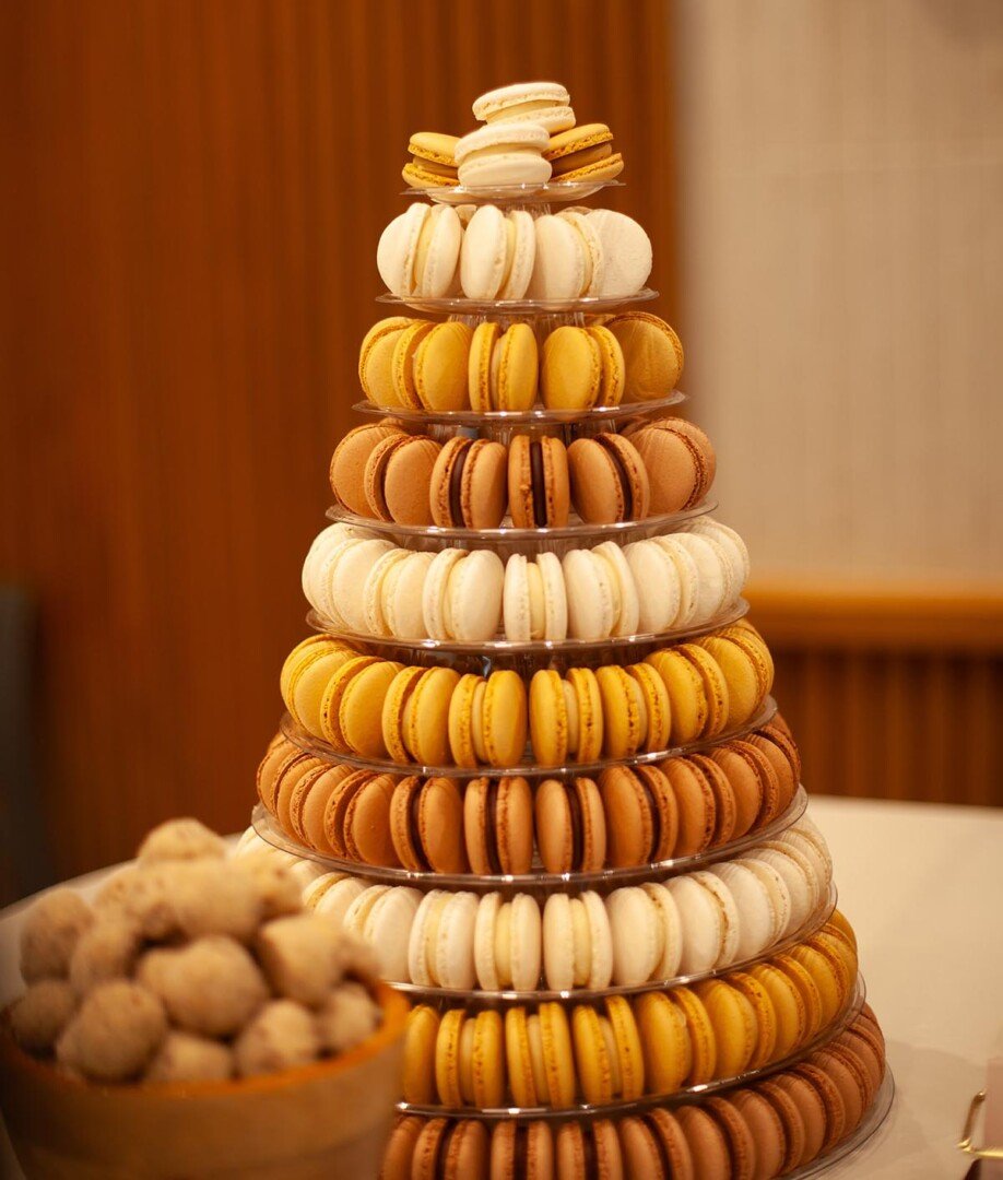 Natisa Macaron & Bakery abre nueva sucursal y cafetería en Vallarta 2 Macarones de Natisa